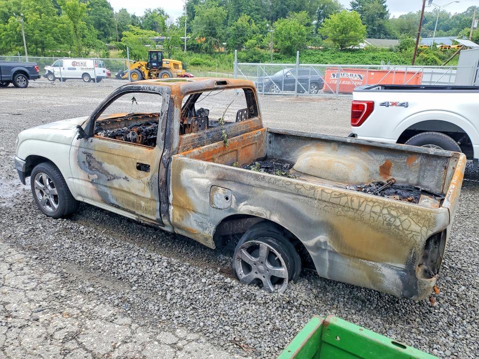 1997 Toyota Tacoma Base