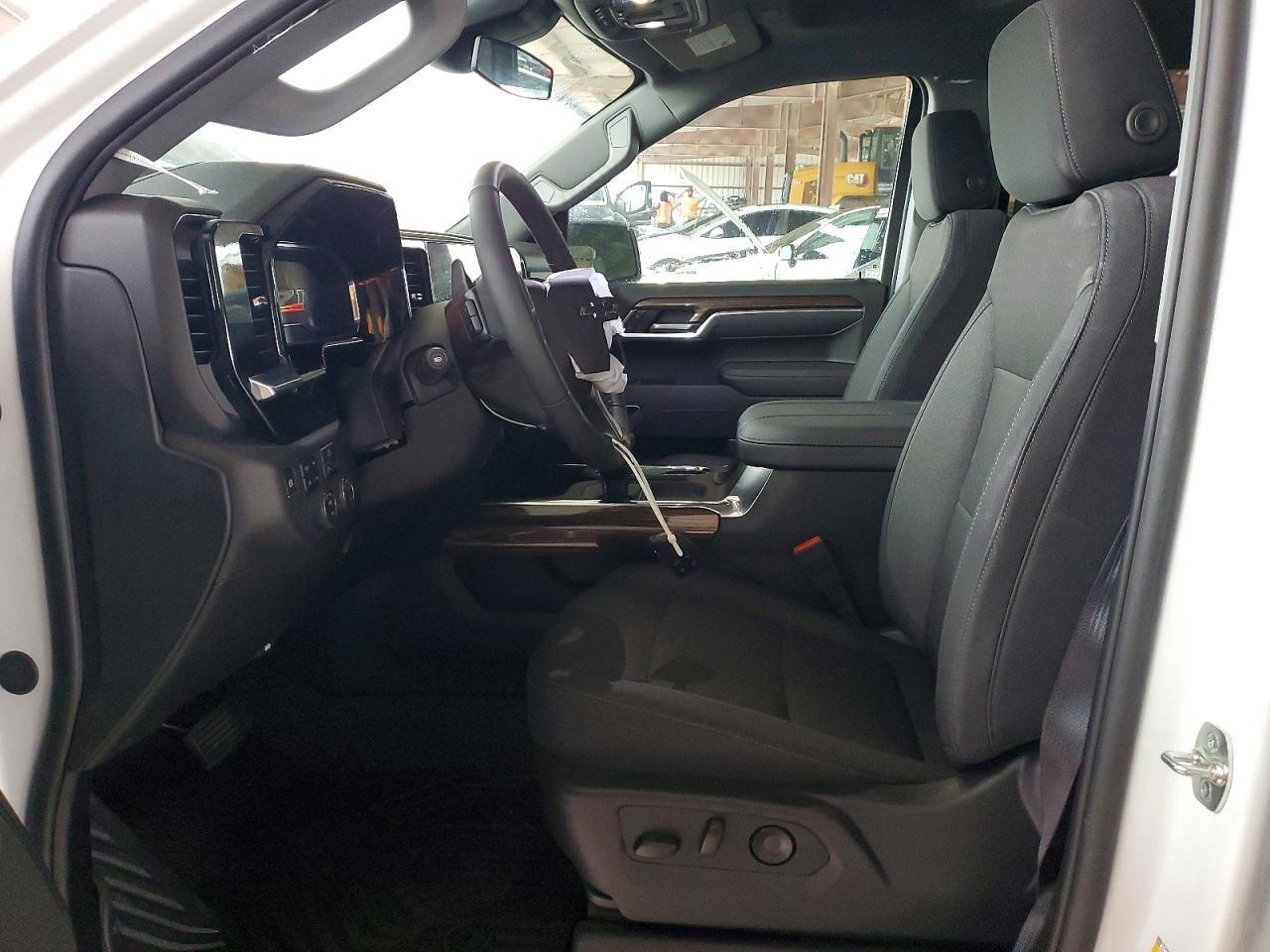 2025 Chevrolet Silverado K1500 RST