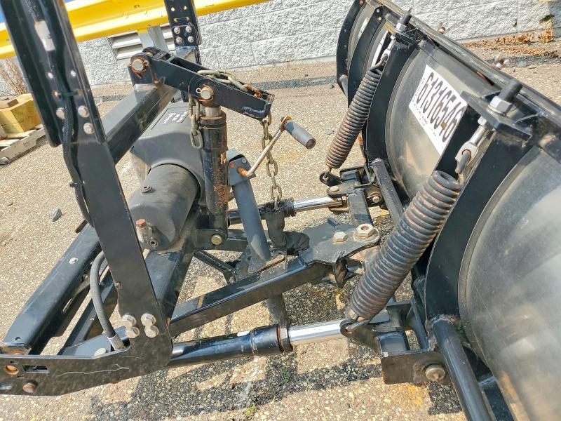 2003 Unknown 2003 Snow Plow
