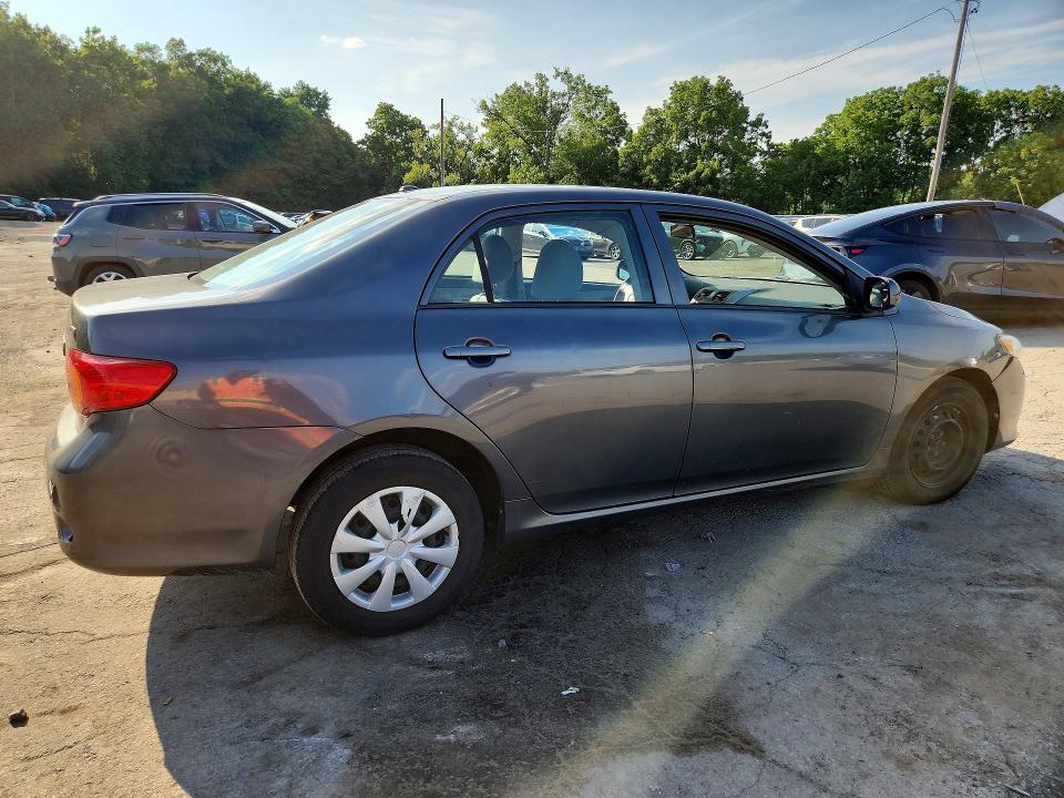 2010 Toyota Corolla le