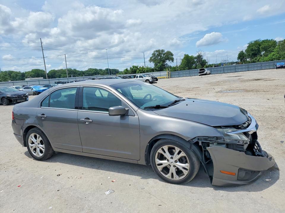 2012 Ford Fusion se