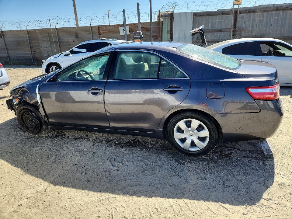 2007 Toyota Camry le