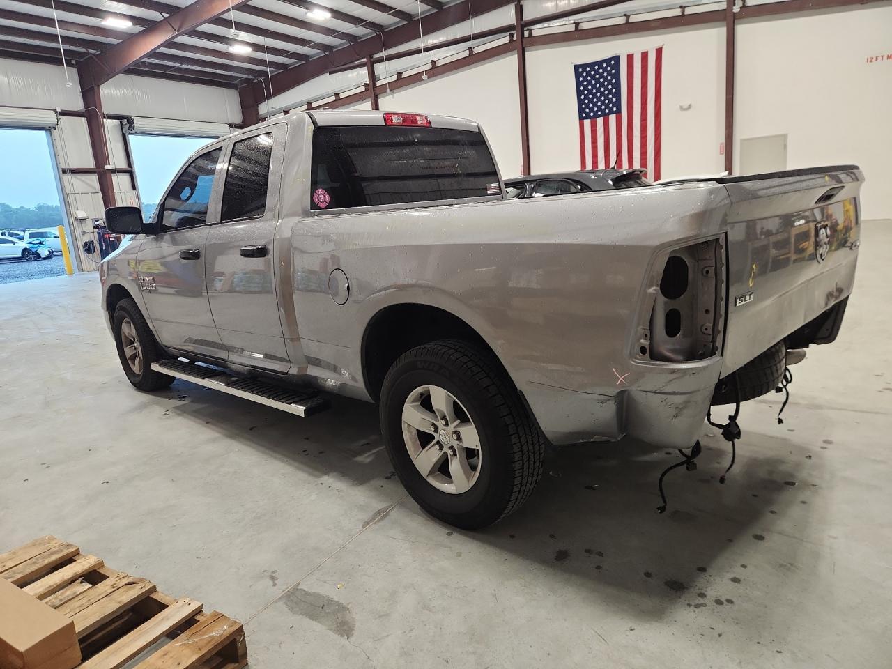 2024 Dodge RAM 1500 Classic SLT/WARLOCK