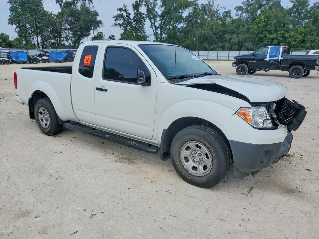 2017 Nissan Frontier S
