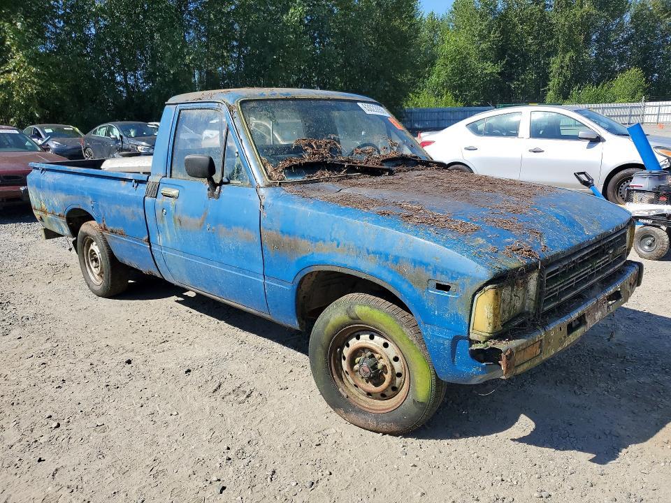 1982 Toyota Pickup / Cab Chassis 1/2 TON DLX