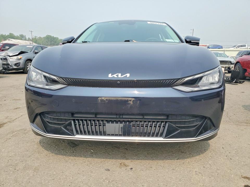 2023 KIA EV6 Wind