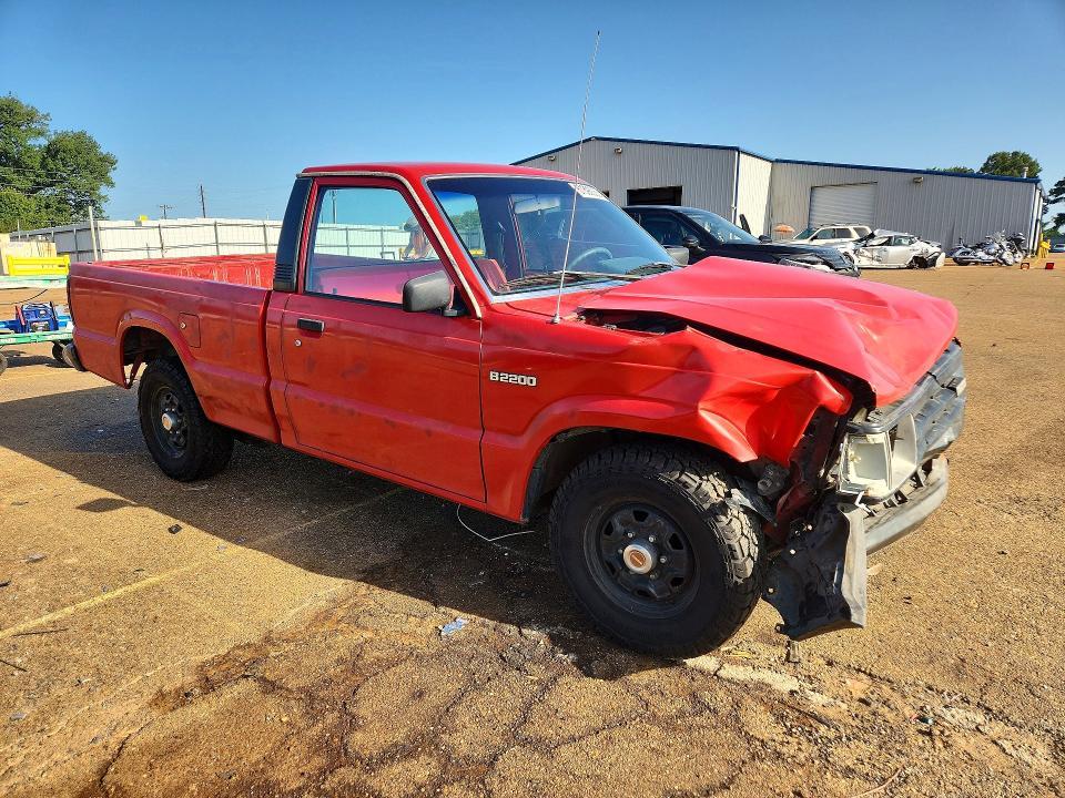 1990 Mazda B2200 Short BED