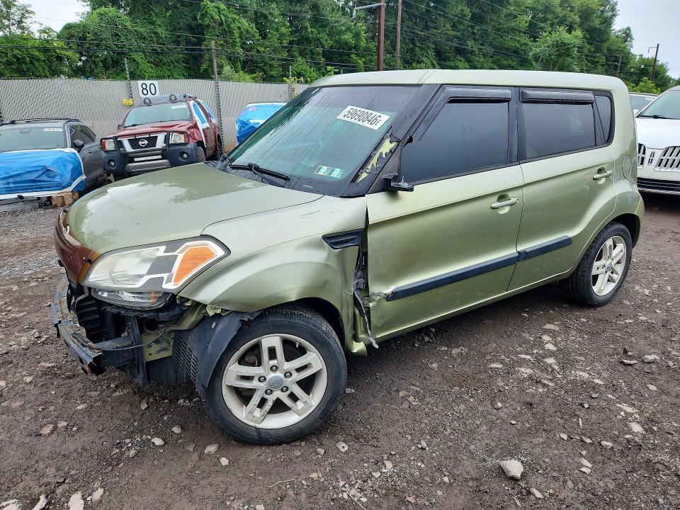 2011 KIA Soul +