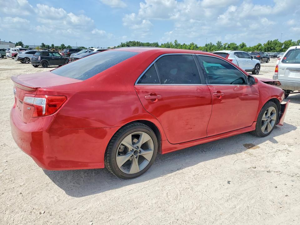 2014 Toyota Camry se Sport