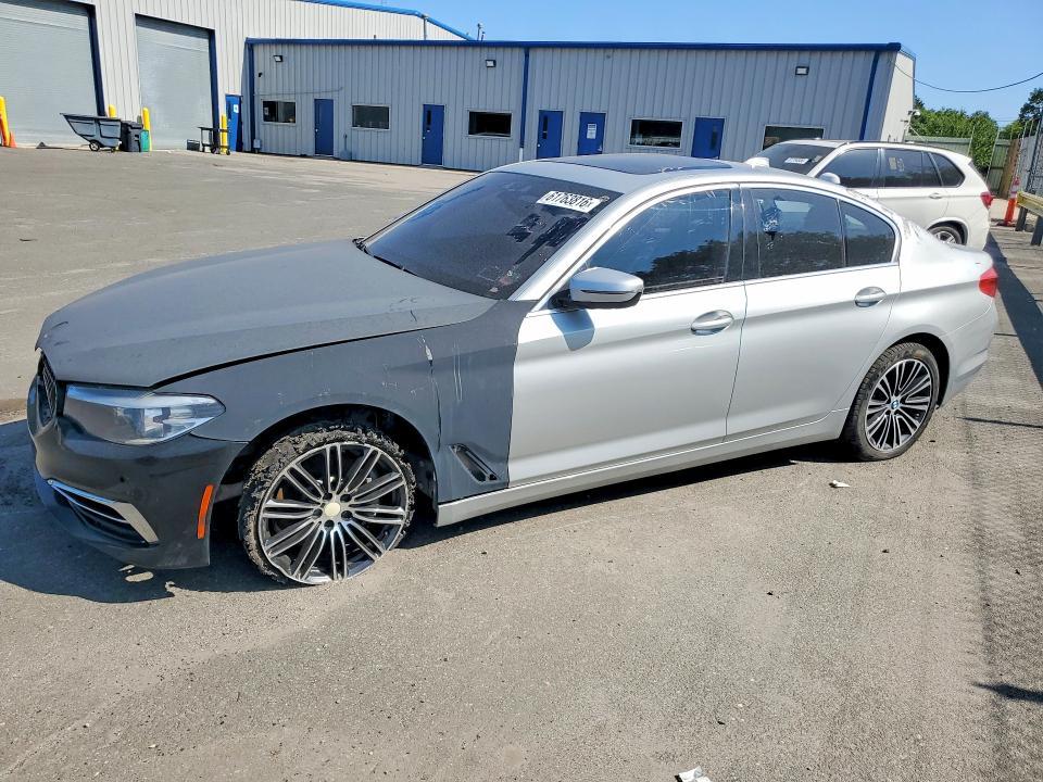 2020 BMW 530 xi
