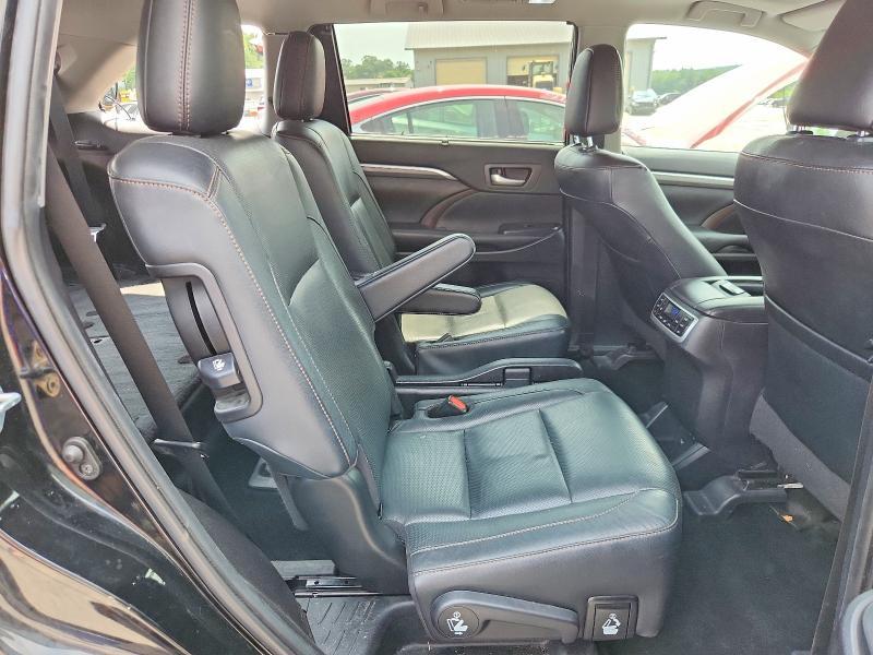 2019 Toyota Highlander Limited Platinum