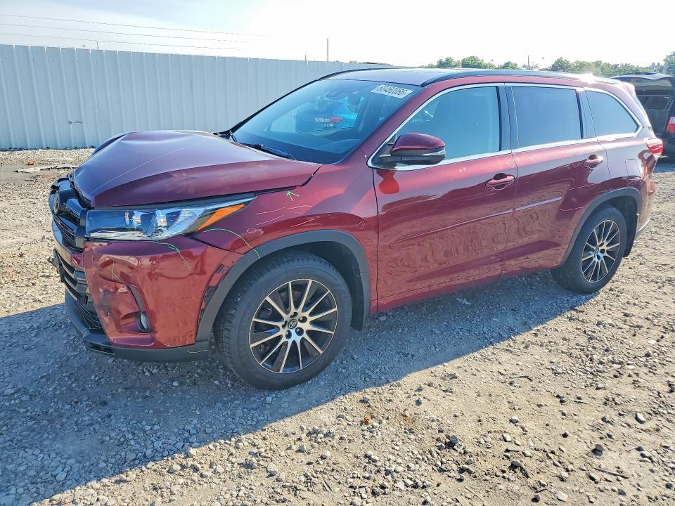 2017 Toyota Highlander se