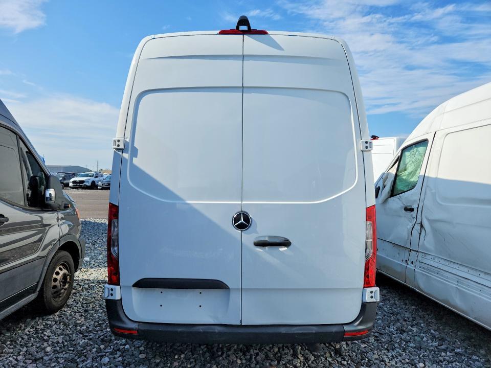 2023 Mercedes-Benz Sprinter 2500