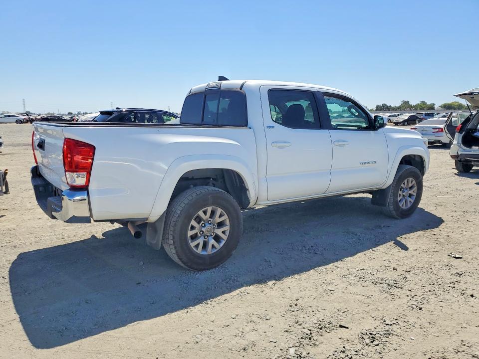 2016 Toyota Tacoma SR5