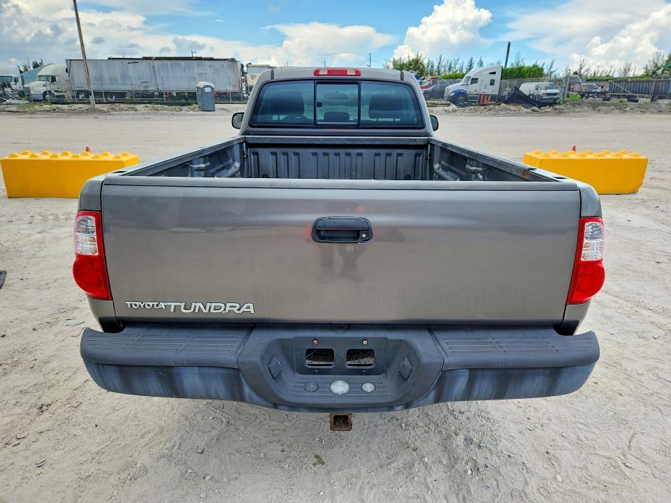 2005 Toyota Tundra Base