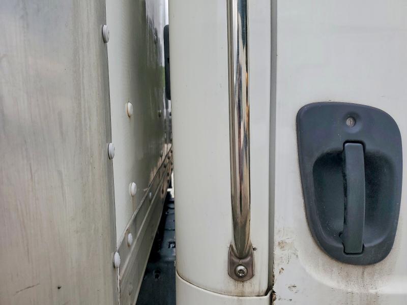 2019 Freightliner Business Class M2 BOX Truck