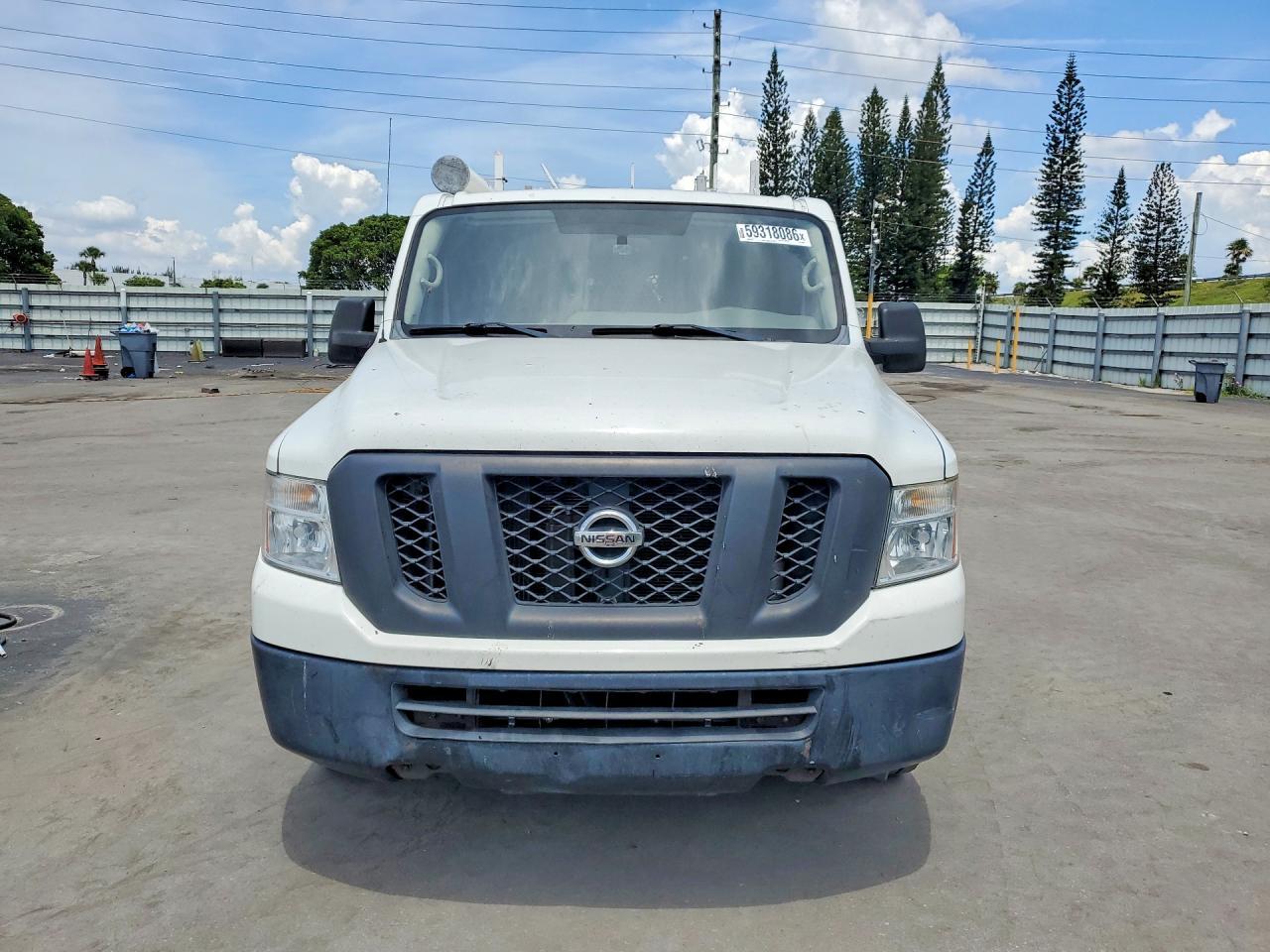 2016 Nissan NV 2500 HD SV
