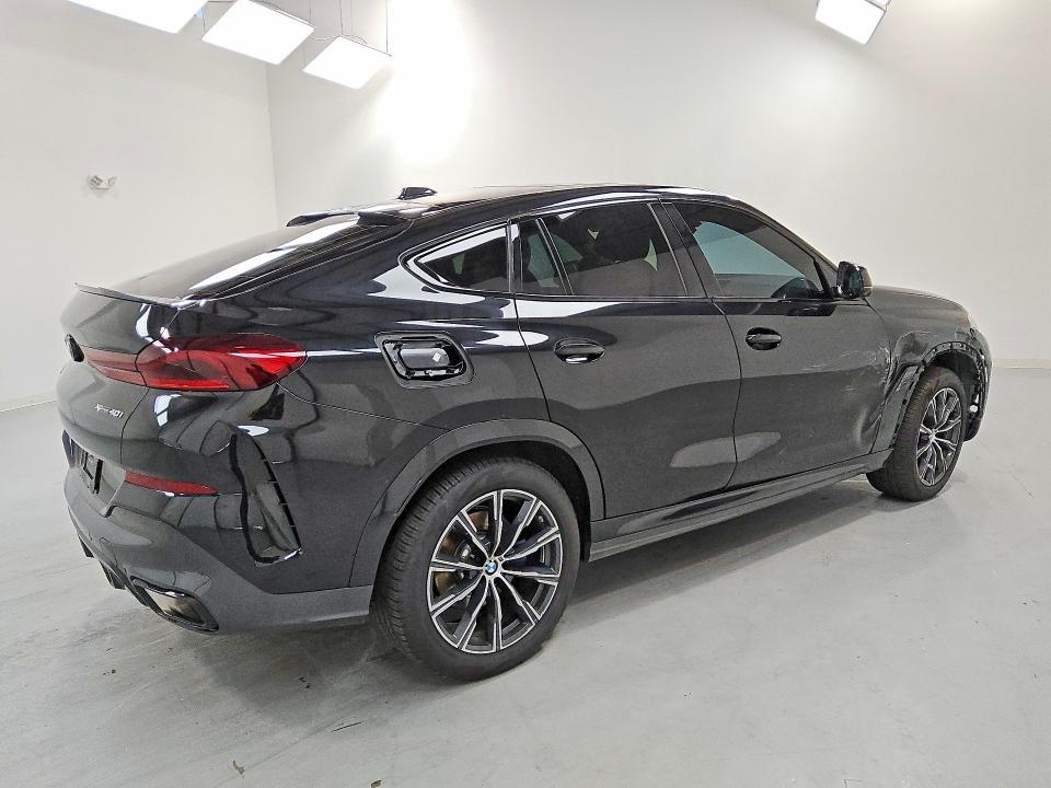 2026 BMW X6 Xdrive40i