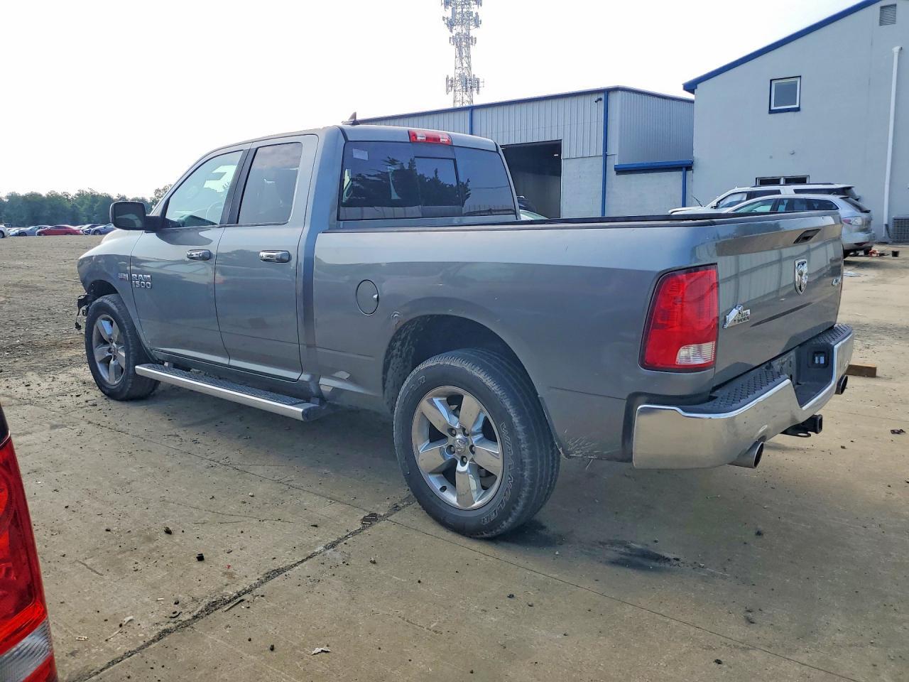 2013 Dodge RAM 1500 SLT