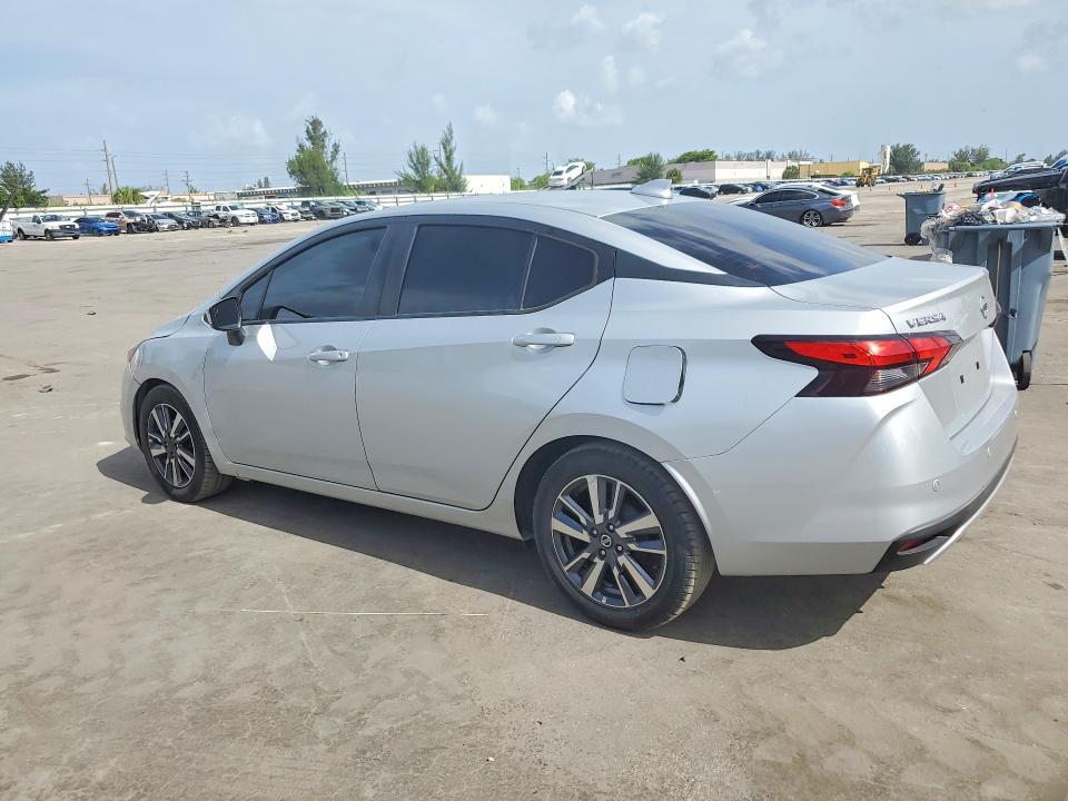 2020 Nissan Versa sv