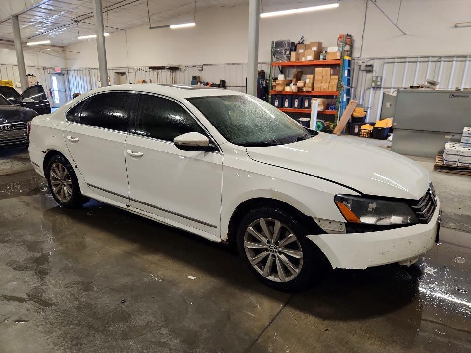 2012 Volkswagen Passat sel