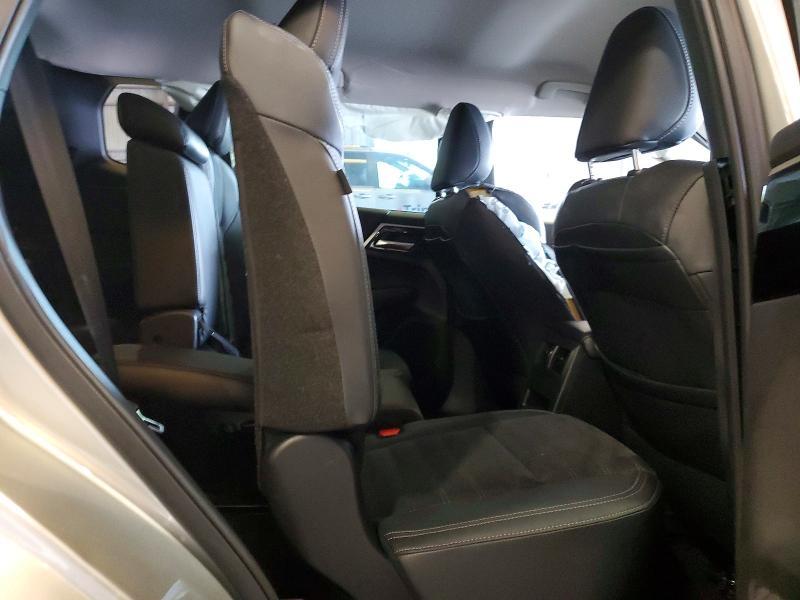 2023 Mitsubishi Outlander se