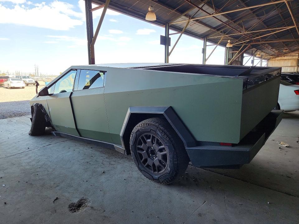 2025 Tesla Cybertruck