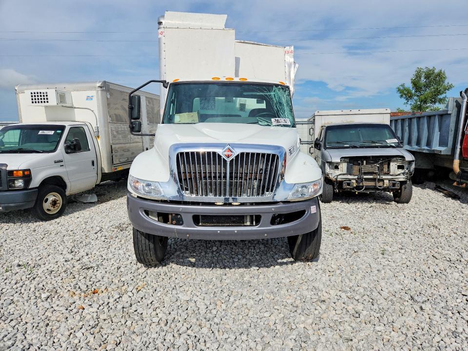 2022 International MV607 BOX Truck