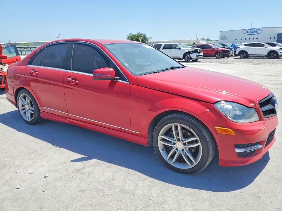 2014 Mercedes-Benz C 250
