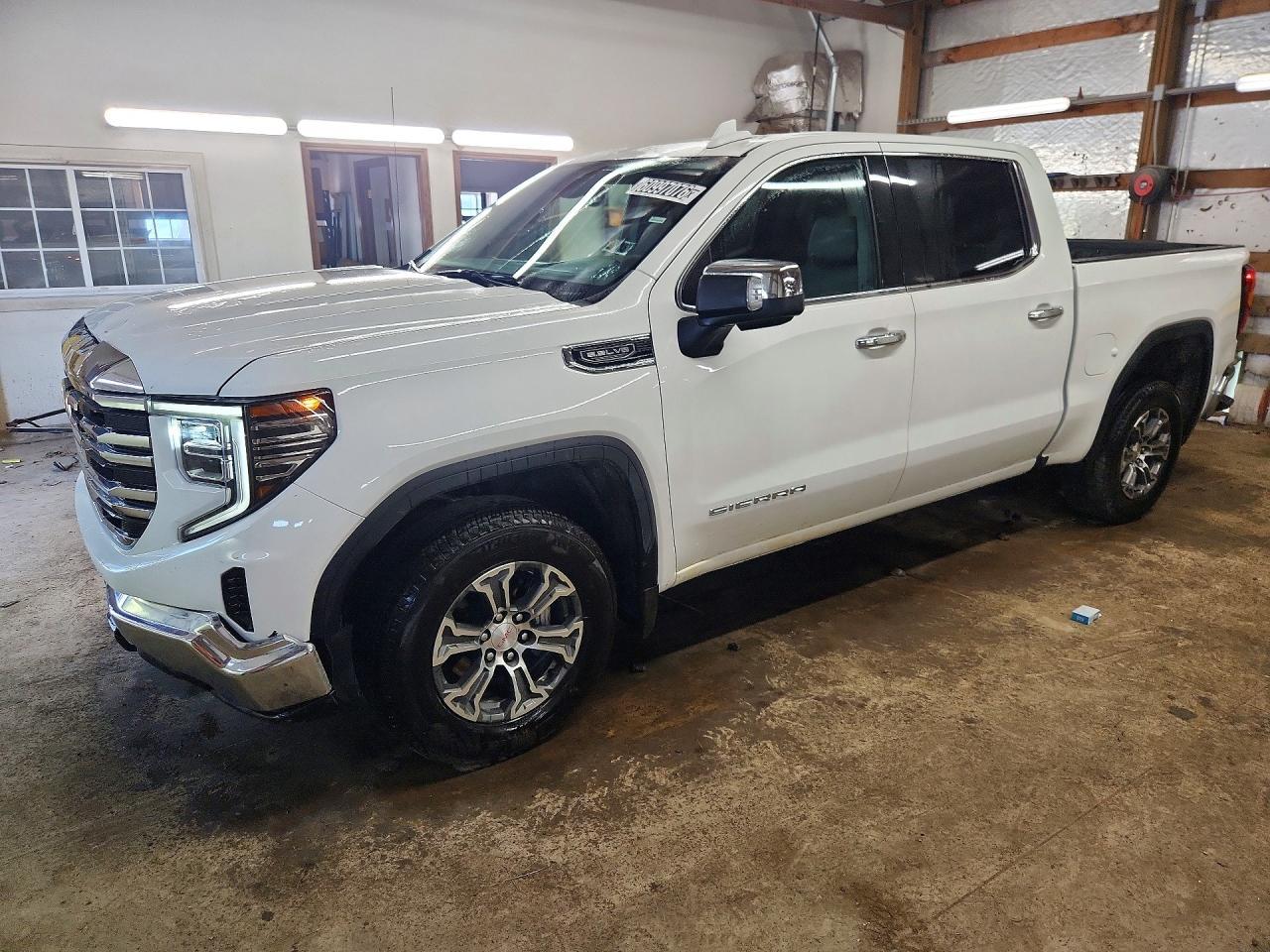 2026 GMC Sierra C1500 SLT