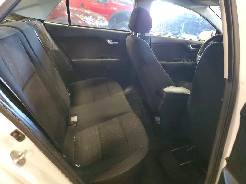 2021 KIA Rio s