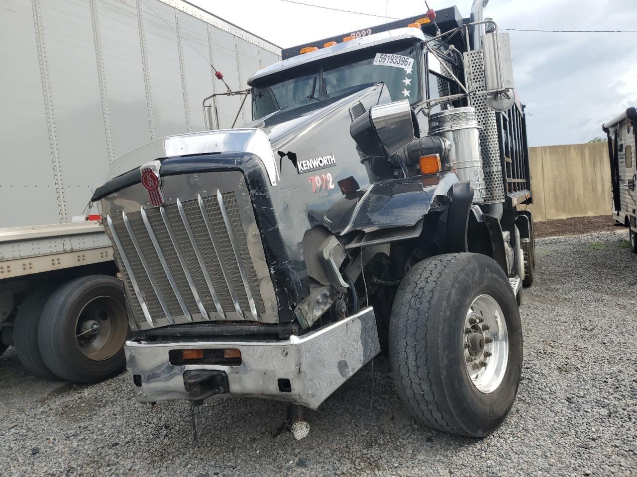 2018 Kenworth T800 Dump Truck