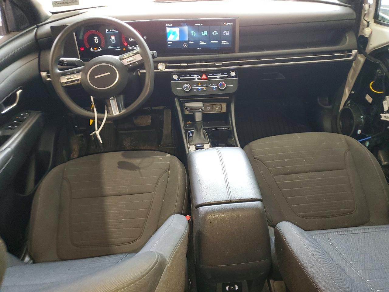 2025 Hyundai Santa Cruz SE