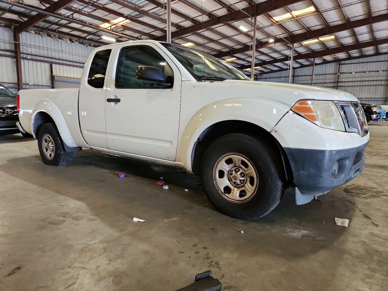 2013 Nissan Frontier S