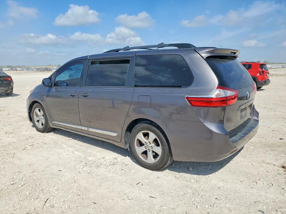 2015 Toyota Sienna LE