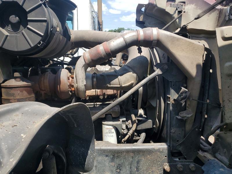 2005 Mack 700 Cv700