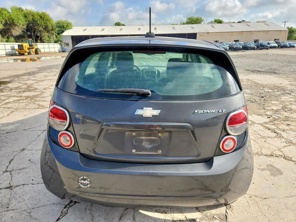 2016 Chevrolet Sonic lt