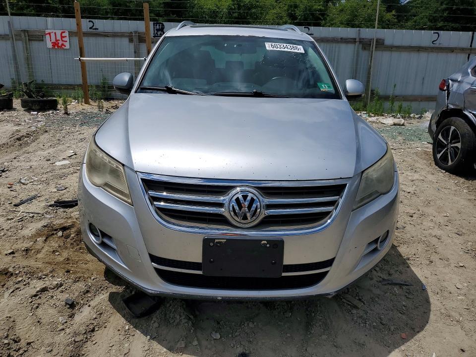 2010 Volkswagen Tiguan se