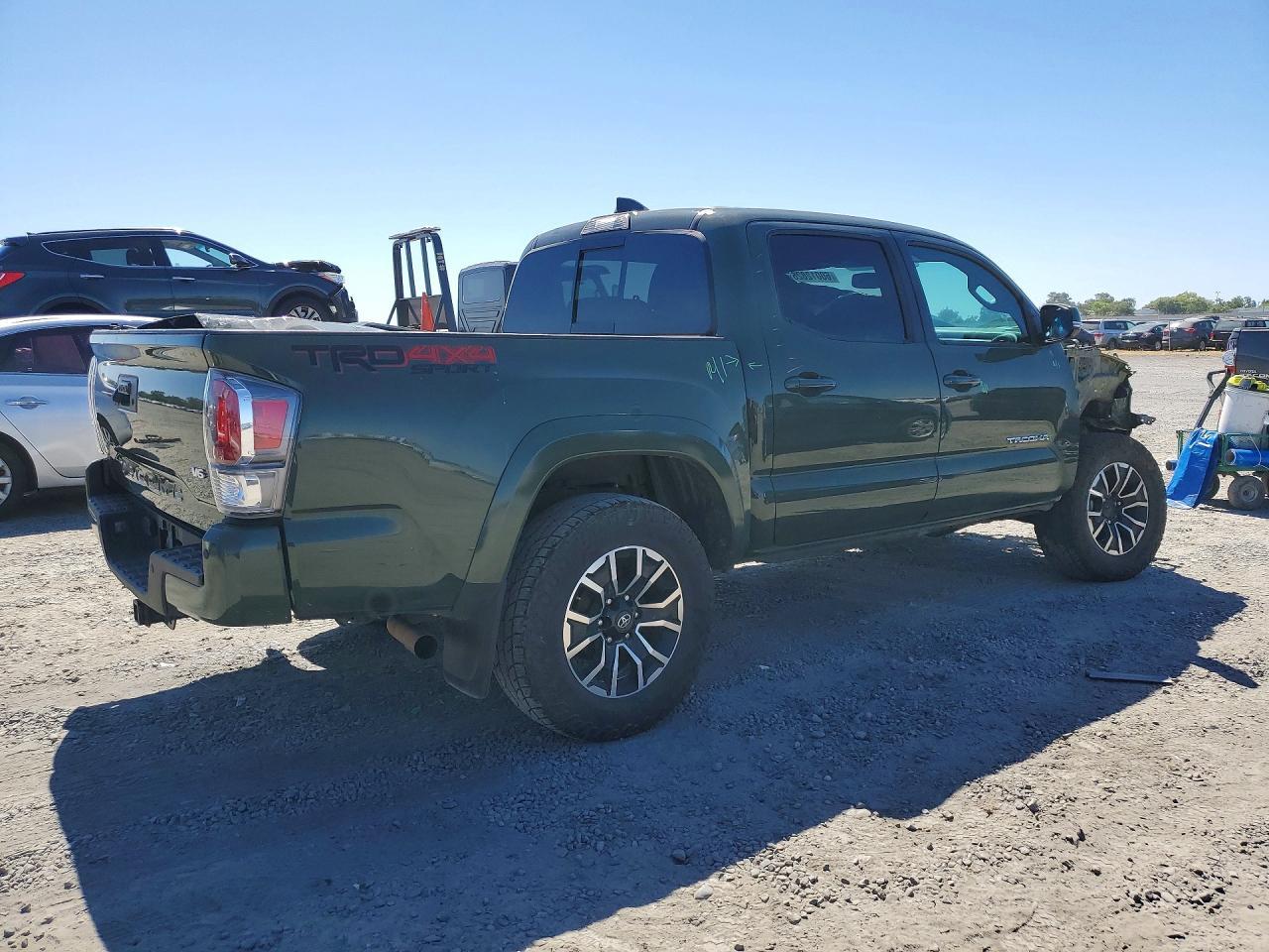 2022 Toyota Tacoma TRD Sport