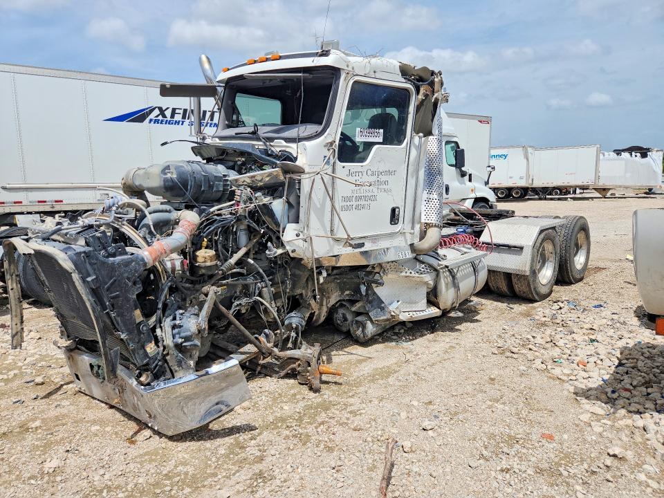 2013 Kenworth Construction T800