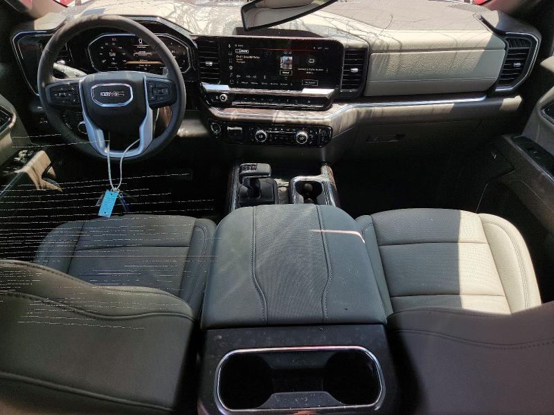 2026 GMC Sierra K1500 SLT