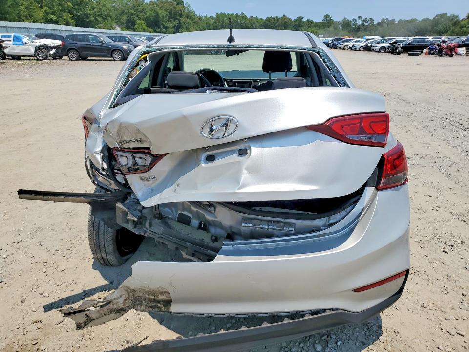 2022 Hyundai Accent se