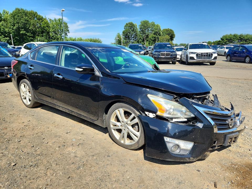 2013 Nissan Altima 3.5 S