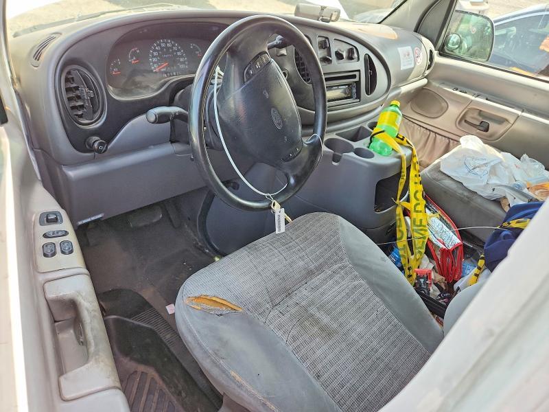 2000 Ford Econoline E350 Super Duty Wagon