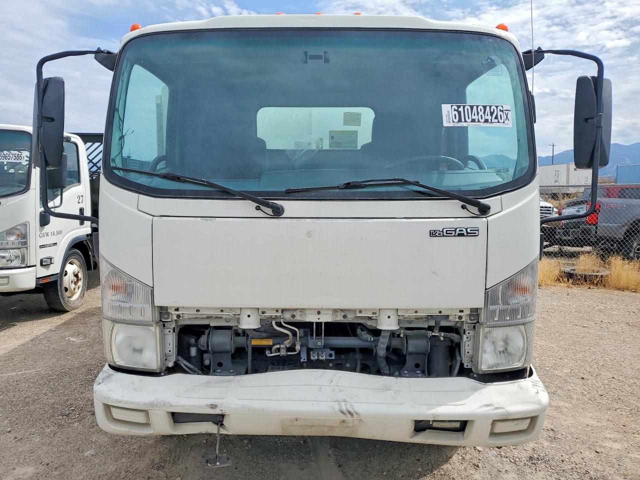 2014 Isuzu NPR HD BOX Truck