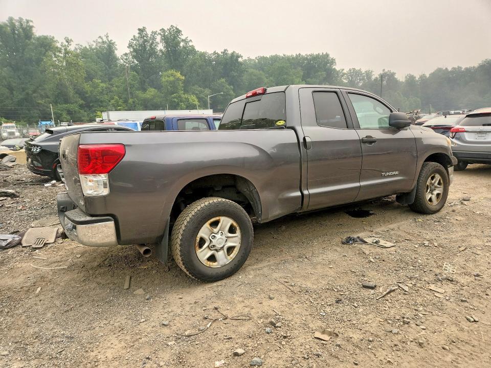 2013 Toyota Tundra Double Cab SR5