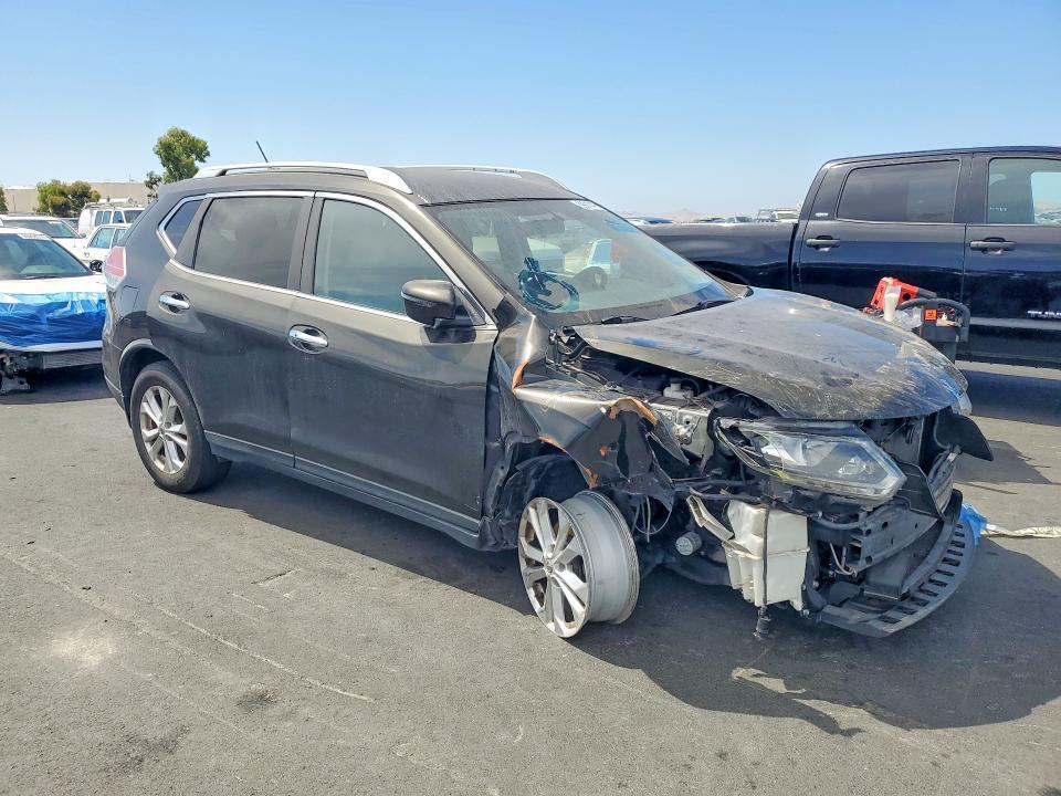 2016 Nissan Rogue sv