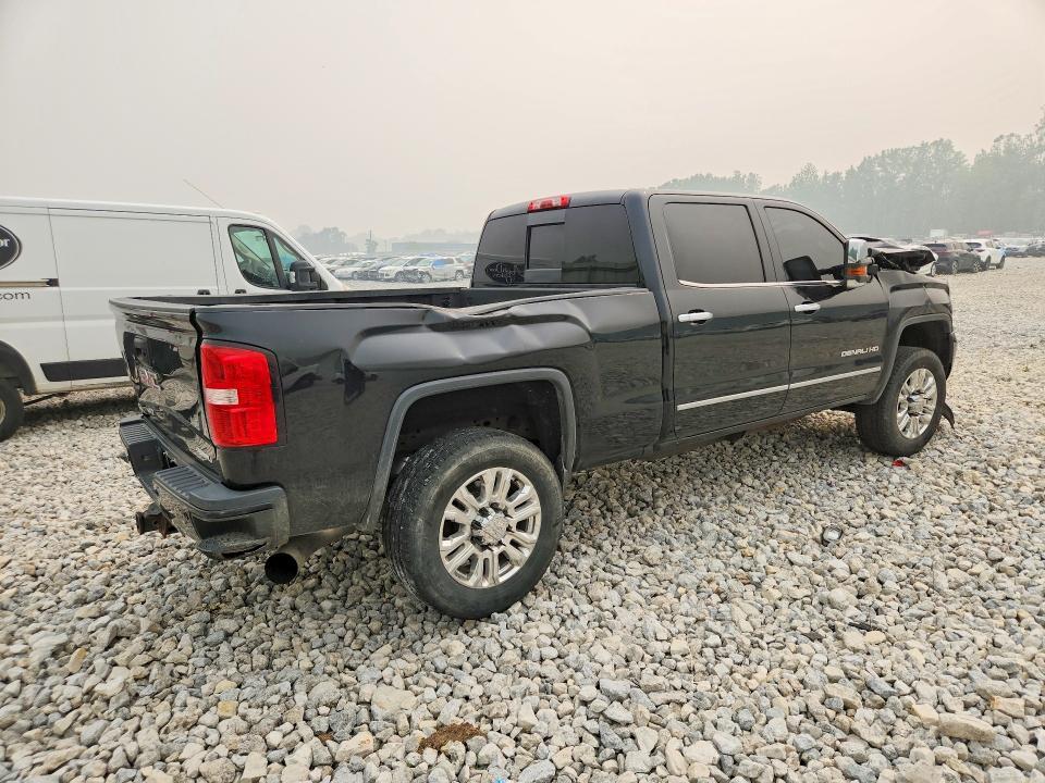 2016 GMC Sierra K2500 Denali