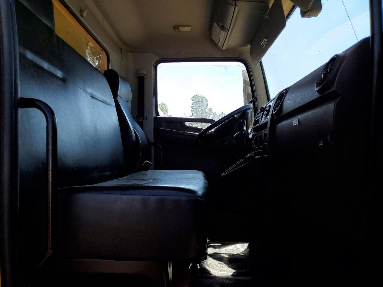 2023 Hino L6 BOX Truck