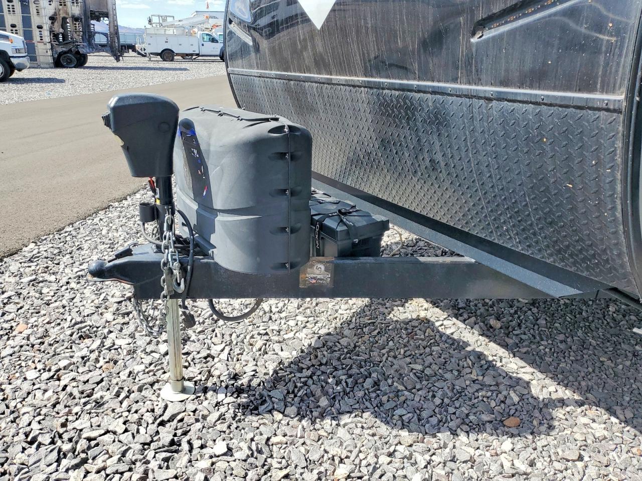 2021 Shadow Cruiser Ultra-LITE Camper